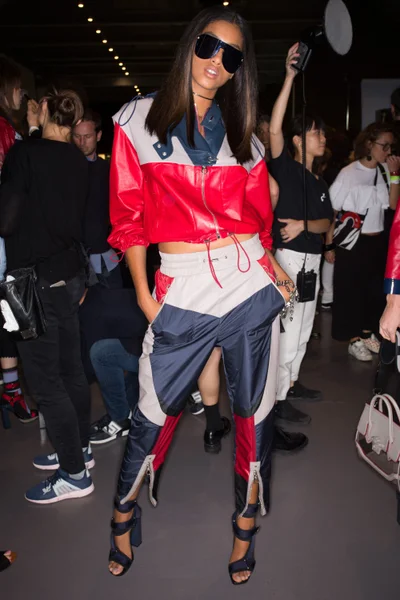 Look 48